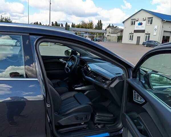 Синий Ауди E-Tron, объемом двигателя 0 л и пробегом 10 тыс. км за 30500 $, фото 8 на Automoto.ua