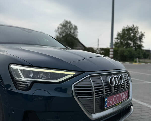 Зеленый Ауди E-Tron, объемом двигателя 0 л и пробегом 140 тыс. км за 21950 $, фото 9 на Automoto.ua