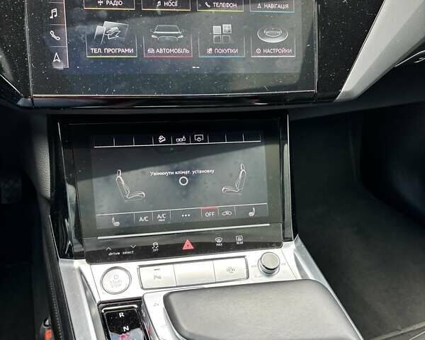 Зеленый Ауди E-Tron, объемом двигателя 0 л и пробегом 161 тыс. км за 24000 $, фото 16 на Automoto.ua