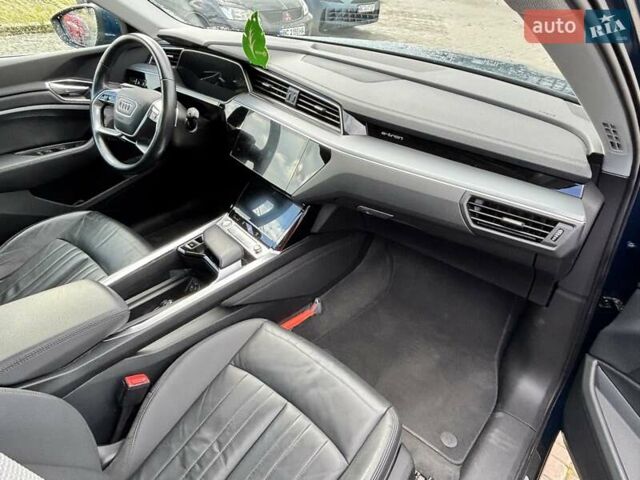 Зеленый Ауди E-Tron, объемом двигателя 0 л и пробегом 161 тыс. км за 24000 $, фото 19 на Automoto.ua