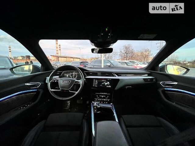 Зеленый Ауди E-Tron, объемом двигателя 0 л и пробегом 39 тыс. км за 58000 $, фото 33 на Automoto.ua