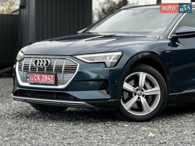 Зеленый Ауди E-Tron, объемом двигателя 0 л и пробегом 169 тыс. км за 25900 $, фото 2 на Automoto.ua