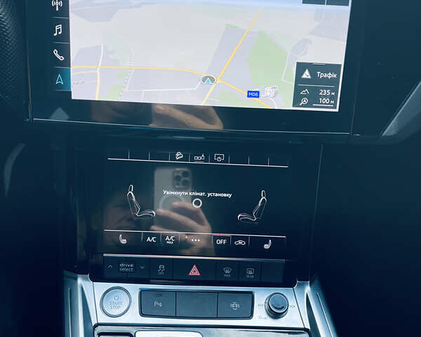 Ауди E-Tron 2019 в Бродах на Automoto.ua Зеленый Ауди E-Tron, объемом двигателя 0 л и пробегом 122 тыс. км за 28129 $, фото 35 на Automoto.ua