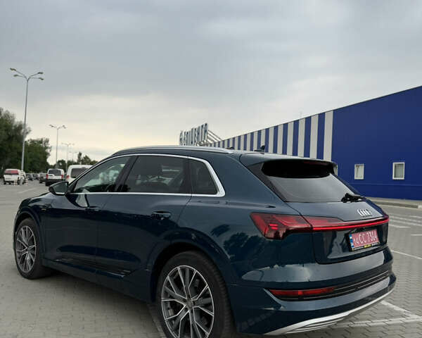 Зелений Ауді E-Tron, об'ємом двигуна 0 л та пробігом 139 тис. км за 21950 $, фото 3 на Automoto.ua