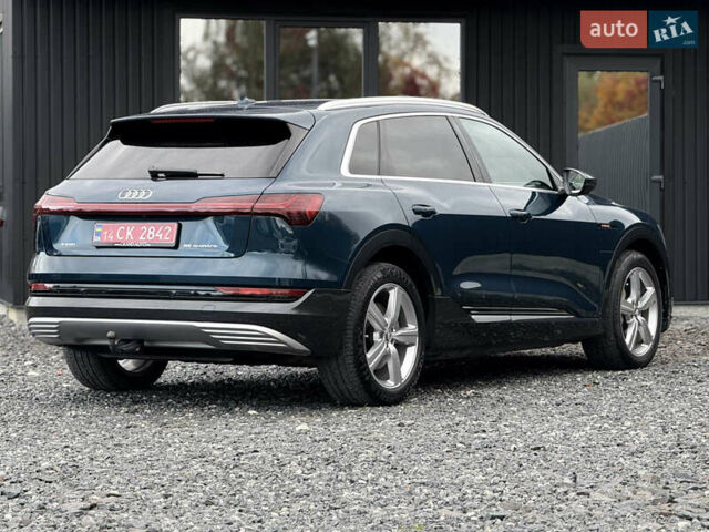 Зеленый Ауди E-Tron, объемом двигателя 0 л и пробегом 169 тыс. км за 25900 $, фото 16 на Automoto.ua