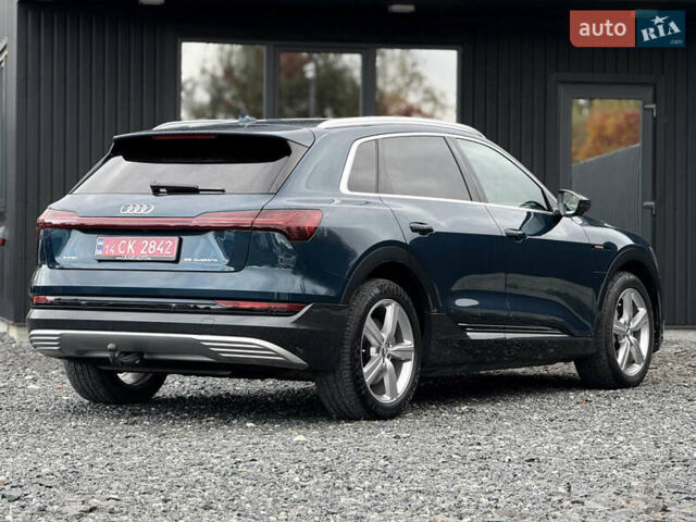 Зеленый Ауди E-Tron, объемом двигателя 0 л и пробегом 169 тыс. км за 25900 $, фото 15 на Automoto.ua