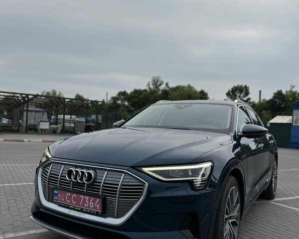 Зелений Ауді E-Tron, об'ємом двигуна 0 л та пробігом 139 тис. км за 21950 $, фото 17 на Automoto.ua