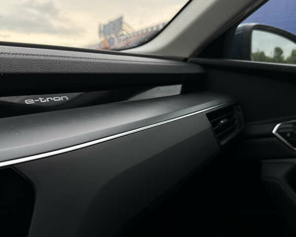 Зелений Ауді E-Tron, об'ємом двигуна 0 л та пробігом 139 тис. км за 21950 $, фото 43 на Automoto.ua