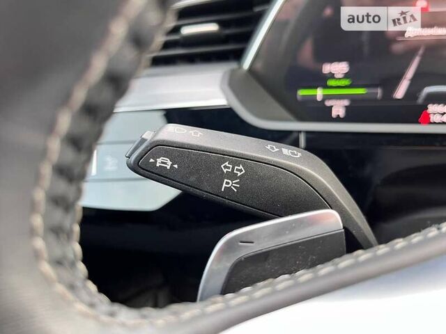 Зеленый Ауди E-Tron, объемом двигателя 0 л и пробегом 39 тыс. км за 58000 $, фото 30 на Automoto.ua