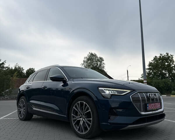 Зеленый Ауди E-Tron, объемом двигателя 0 л и пробегом 140 тыс. км за 21950 $, фото 10 на Automoto.ua