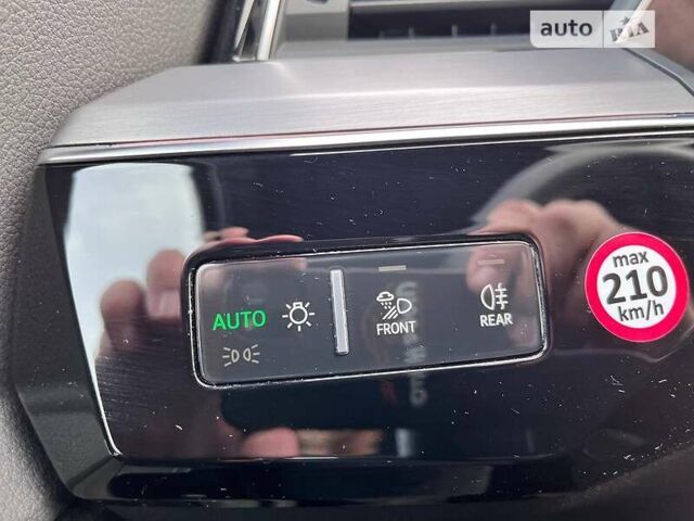 Зеленый Ауди E-Tron, объемом двигателя 0 л и пробегом 39 тыс. км за 58000 $, фото 25 на Automoto.ua