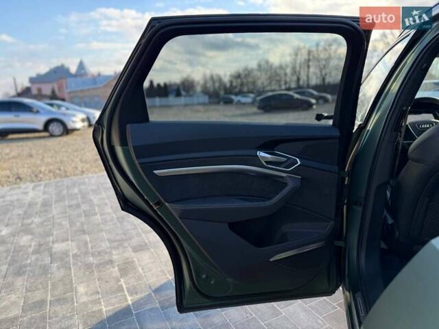 Зелений Ауді E-Tron, об'ємом двигуна 0 л та пробігом 165 тис. км за 29999 $, фото 17 на Automoto.ua
