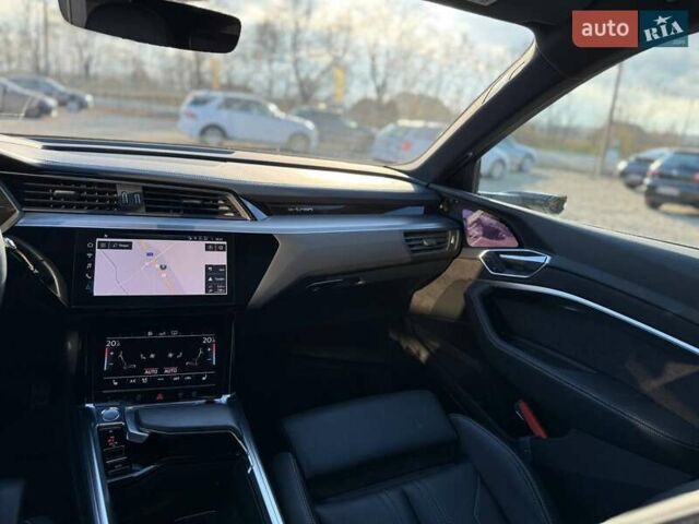 Зелений Ауді E-Tron, об'ємом двигуна 0 л та пробігом 165 тис. км за 29999 $, фото 25 на Automoto.ua