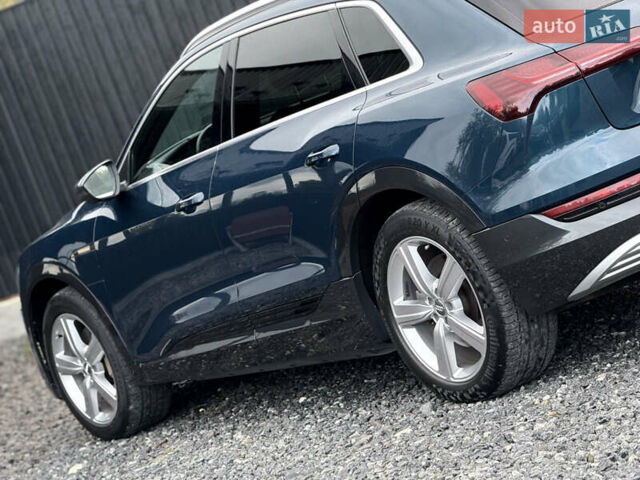 Зелений Ауді E-Tron, об'ємом двигуна 0 л та пробігом 169 тис. км за 24999 $, фото 15 на Automoto.ua