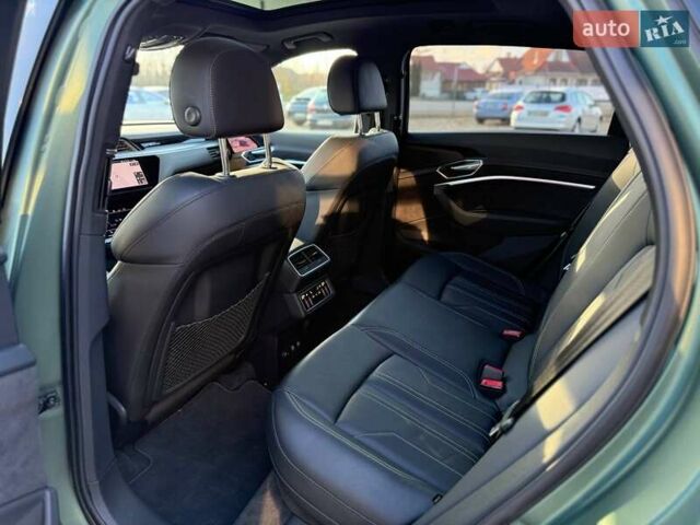 Зелений Ауді E-Tron, об'ємом двигуна 0 л та пробігом 165 тис. км за 29999 $, фото 18 на Automoto.ua