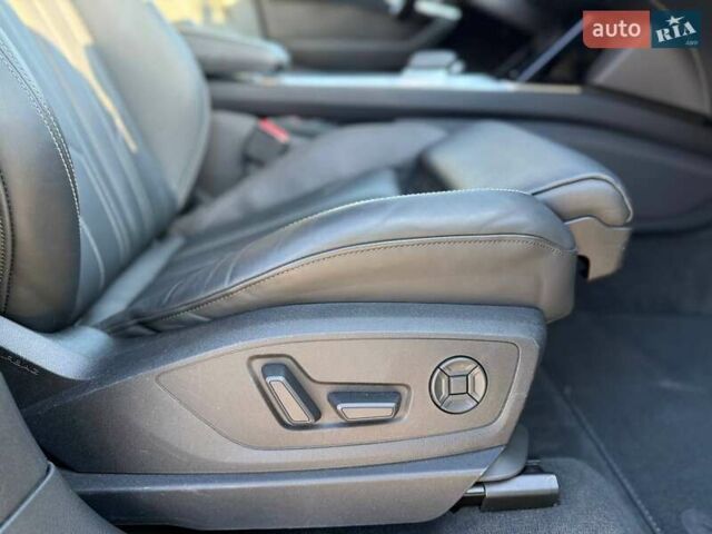 Зелений Ауді E-Tron, об'ємом двигуна 0 л та пробігом 165 тис. км за 29999 $, фото 27 на Automoto.ua