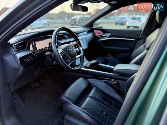 Зелений Ауді E-Tron, об'ємом двигуна 0 л та пробігом 165 тис. км за 29999 $, фото 16 на Automoto.ua