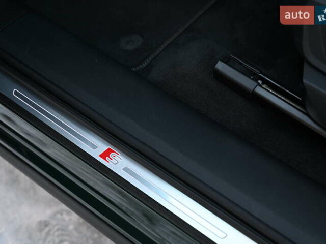 Зелений Ауді E-Tron, об'ємом двигуна 0 л та пробігом 39 тис. км за 52127 $, фото 26 на Automoto.ua