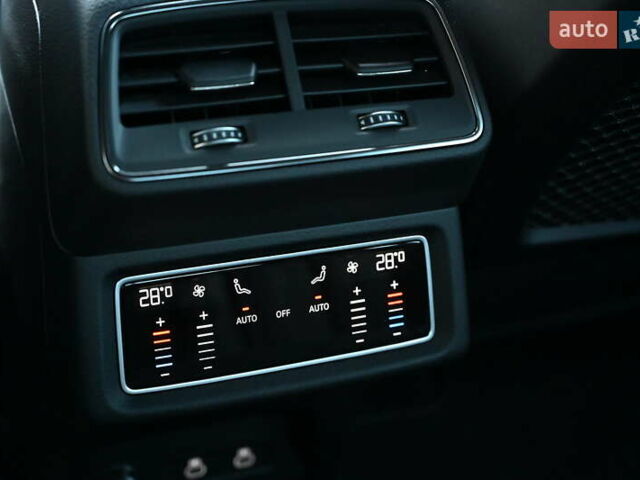 Зелений Ауді E-Tron, об'ємом двигуна 0 л та пробігом 39 тис. км за 52127 $, фото 19 на Automoto.ua