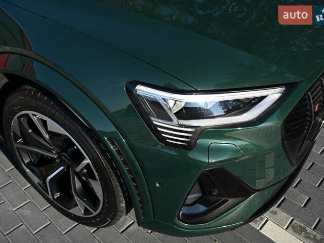 Зелений Ауді E-Tron, об'ємом двигуна 0 л та пробігом 39 тис. км за 52127 $, фото 7 на Automoto.ua