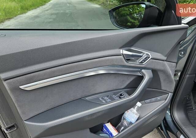 Зелений Ауді E-Tron, об'ємом двигуна 0 л та пробігом 59 тис. км за 50500 $, фото 19 на Automoto.ua