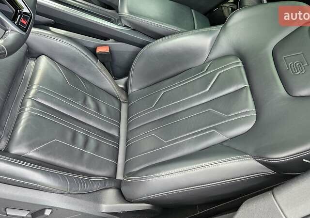 Зелений Ауді E-Tron, об'ємом двигуна 0 л та пробігом 59 тис. км за 50500 $, фото 16 на Automoto.ua