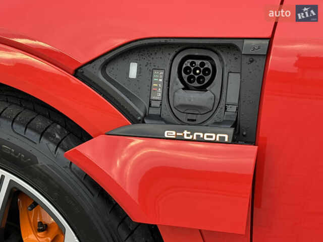 Оранжевый Ауди E-Tron, объемом двигателя 0 л и пробегом 68 тыс. км за 34800 $, фото 53 на Automoto.ua