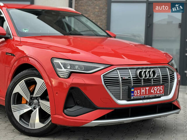 Оранжевый Ауди E-Tron, объемом двигателя 0 л и пробегом 68 тыс. км за 34800 $, фото 9 на Automoto.ua