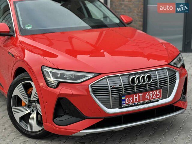 Оранжевый Ауди E-Tron, объемом двигателя 0 л и пробегом 68 тыс. км за 34800 $, фото 8 на Automoto.ua