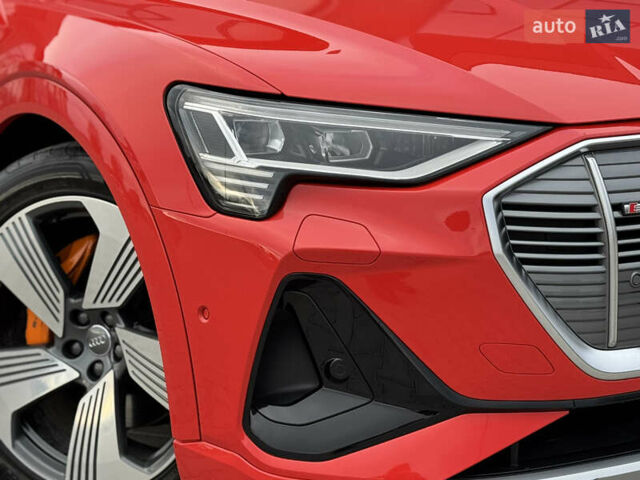 Оранжевый Ауди E-Tron, объемом двигателя 0 л и пробегом 68 тыс. км за 34800 $, фото 10 на Automoto.ua