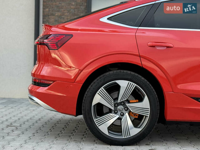 Оранжевый Ауди E-Tron, объемом двигателя 0 л и пробегом 68 тыс. км за 34800 $, фото 26 на Automoto.ua