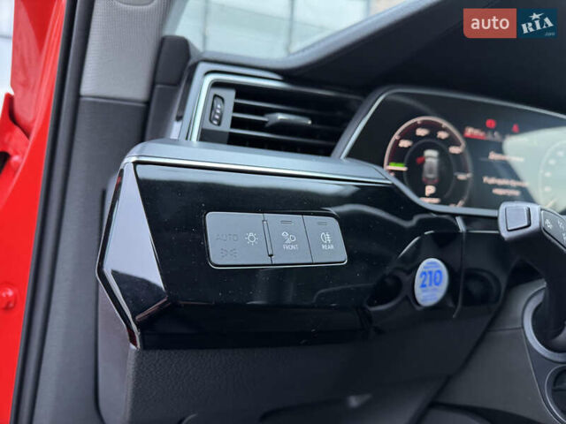 Оранжевый Ауди E-Tron, объемом двигателя 0 л и пробегом 68 тыс. км за 34800 $, фото 82 на Automoto.ua