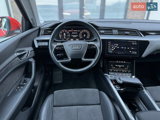 Оранжевый Ауди E-Tron, объемом двигателя 0 л и пробегом 68 тыс. км за 34800 $, фото 3 на Automoto.ua