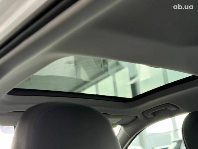 Белый Ауди Ку2, объемом двигателя 0 л и пробегом 60 тыс. км за 18490 $, фото 14 на Automoto.ua