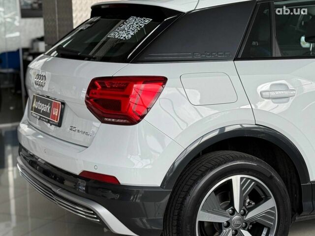 Белый Ауди Ку2, объемом двигателя 0 л и пробегом 60 тыс. км за 18490 $, фото 7 на Automoto.ua