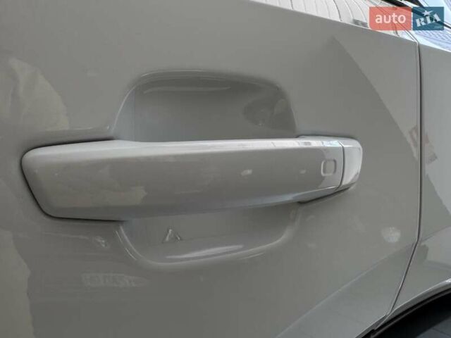 Білий Ауді Ку2, об'ємом двигуна 1.5 л та пробігом 14 тис. км за 28900 $, фото 10 на Automoto.ua