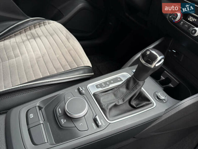 Белый Ауди Ку2, объемом двигателя 1.5 л и пробегом 19 тыс. км за 30900 $, фото 55 на Automoto.ua