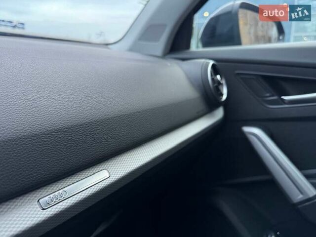Черный Ауди Ку2, объемом двигателя 1.4 л и пробегом 15 тыс. км за 27000 $, фото 53 на Automoto.ua