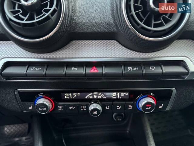 Черный Ауди Ку2, объемом двигателя 1.4 л и пробегом 15 тыс. км за 27000 $, фото 37 на Automoto.ua