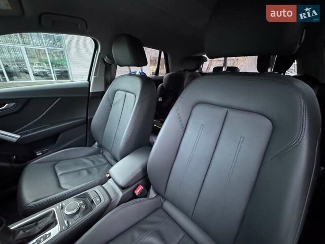 Черный Ауди Ку2, объемом двигателя 1.4 л и пробегом 15 тыс. км за 27000 $, фото 28 на Automoto.ua