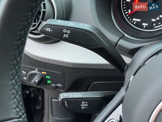 Черный Ауди Ку2, объемом двигателя 1.4 л и пробегом 15 тыс. км за 27000 $, фото 33 на Automoto.ua