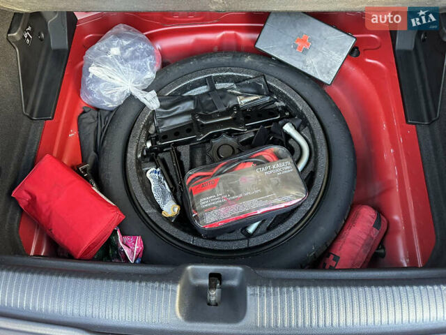 Ауді Ку2 2017 у Вінниці на Automoto.ua Червоний Ауді Ку2, об'ємом двигуна 1.4 л та пробігом 60 тис. км за 19999 $, фото 44 на Automoto.ua