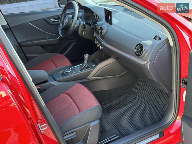 Красный Ауди Ку2, объемом двигателя 1.4 л и пробегом 60 тыс. км за 19999 $, фото 47 на Automoto.ua
