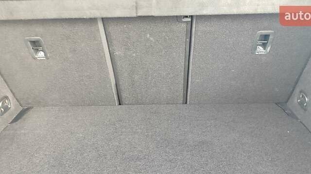 Червоний Ауді Ку2, об'ємом двигуна 0 л та пробігом 30 тис. км за 19000 $, фото 18 на Automoto.ua