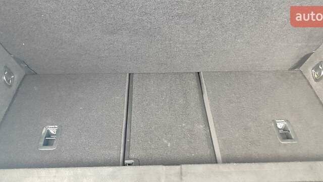 Червоний Ауді Ку2, об'ємом двигуна 0 л та пробігом 30 тис. км за 19000 $, фото 21 на Automoto.ua