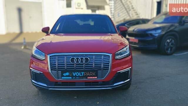 Червоний Ауді Ку2, об'ємом двигуна 0 л та пробігом 30 тис. км за 17500 $, фото 2 на Automoto.ua