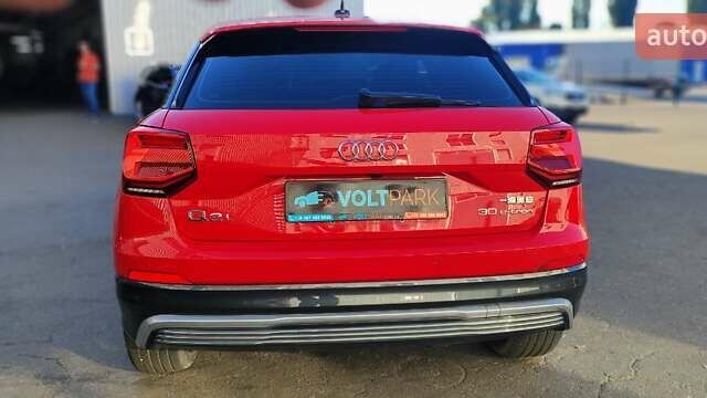 Червоний Ауді Ку2, об'ємом двигуна 0 л та пробігом 30 тис. км за 19000 $, фото 3 на Automoto.ua