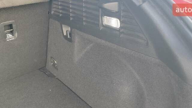 Червоний Ауді Ку2, об'ємом двигуна 0 л та пробігом 30 тис. км за 19000 $, фото 19 на Automoto.ua