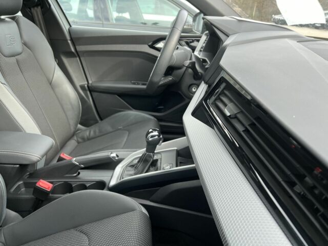 Ауди Ку2, объемом двигателя 2 л и пробегом 4 тыс. км за 43255 $, фото 18 на Automoto.ua