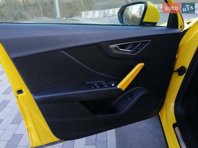 Желтый Ауди Ку2, объемом двигателя 2 л и пробегом 87 тыс. км за 21900 $, фото 15 на Automoto.ua